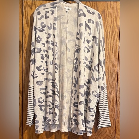 Maurices Sweaters - Maurice’s cardigan xl